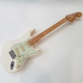 Fender Stratocaster Deluxe Roadhouse