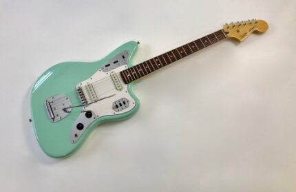 Squier Vintage Modified Jaguar