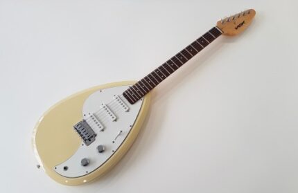 Vox Teardrop v MKIII Cream 2013