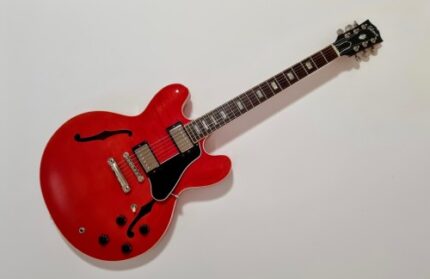 Gibson ES-335 Memphis Cherry