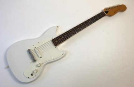 Kalamazoo KG-1 Glacier White 1966