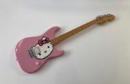 Squier Stratocaster Hello Kitty 2006