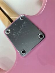 Squier Stratocaster Hello Kitty 2006