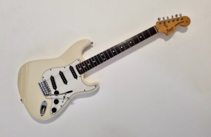 Squier Stratocaster ST-72 JV 1983