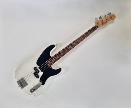 Squier Precision Bass Mike Dirnt Artist Signature 2010 Arctic White