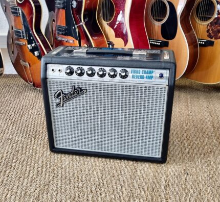 Fender '68 Custom Vibro Champ Reverb Silverface Reissue