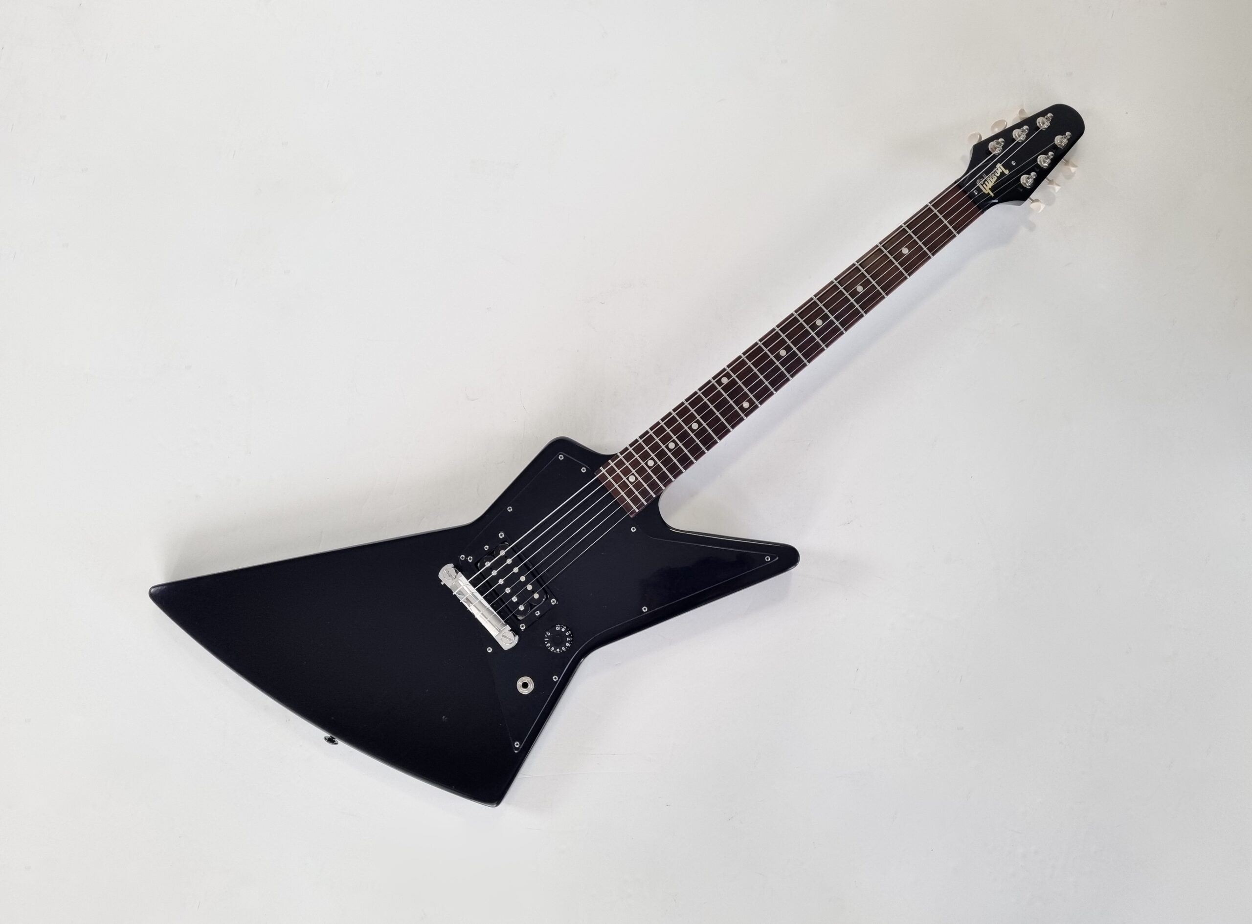 Gibson Melody Maker Explorer 2011 Satin Ebony – Bass N Guitar