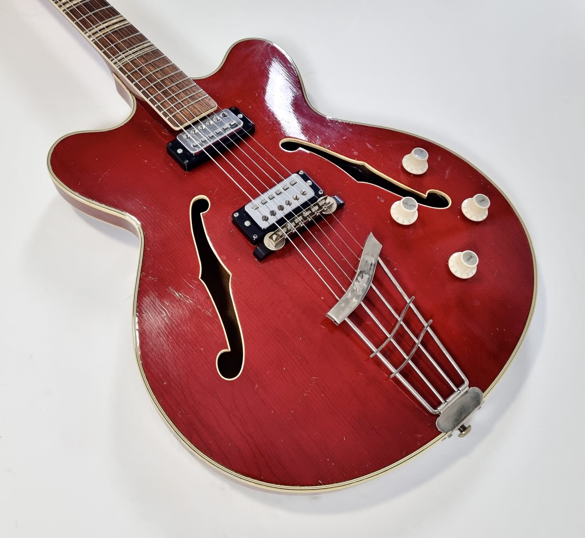 Red 4574 Hofner 4574 Verythin 1962/1963 Cherry Red – Bass N Guitar
