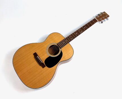 Martin 000-18 Natural 2011