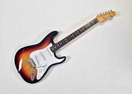Fender Stratocaster American Vintage 62 Sunburst 1986 Corona