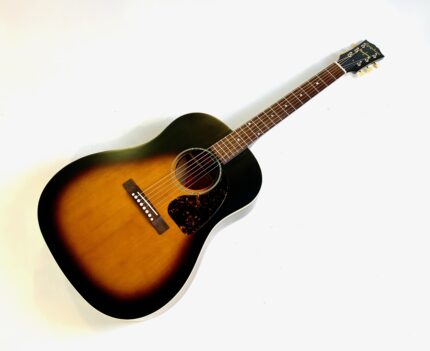 Epiphone J-45 "inspired by Gibson" 1942 Banner 2023 Vintage Sunburst