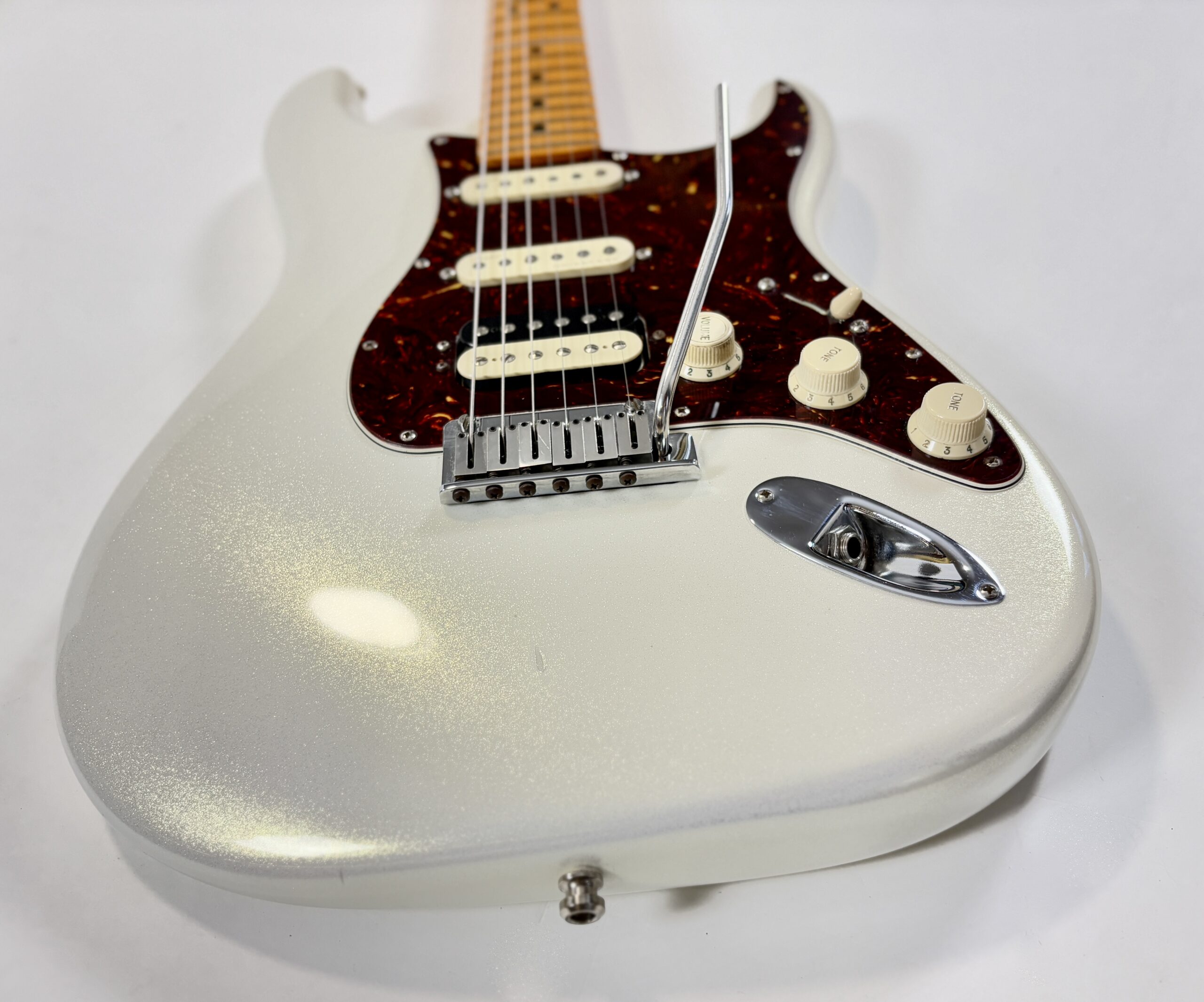 Fender Stratocaster American Ultra HSS 2023 Arctic Pearl - Thumbnail 5