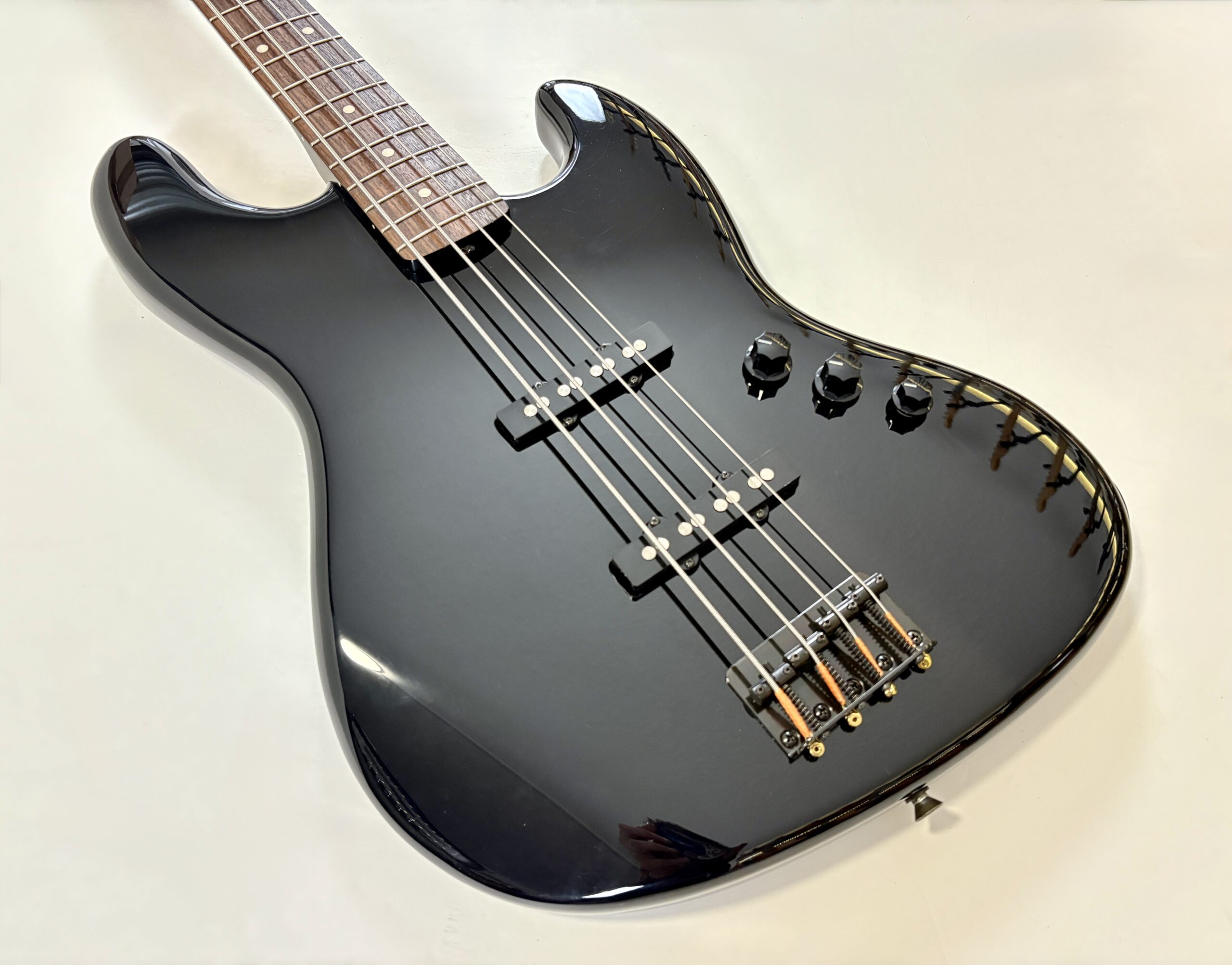 Fender Jazz Bass 2004-2005 Black Crafted in Japan - Thumbnail 6