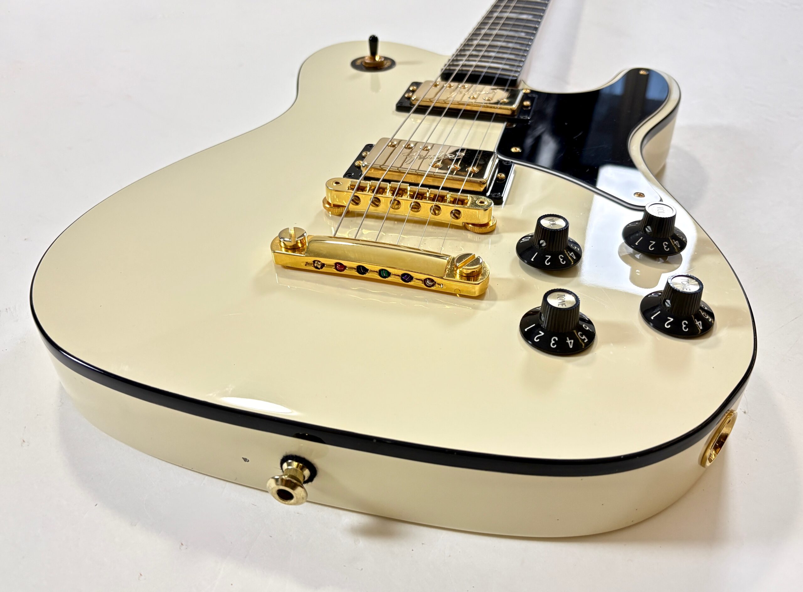 Fender Telecaster Deluxe Troublemaker Parallel Universe Volume II 2020 Olympic White - Thumbnail 5