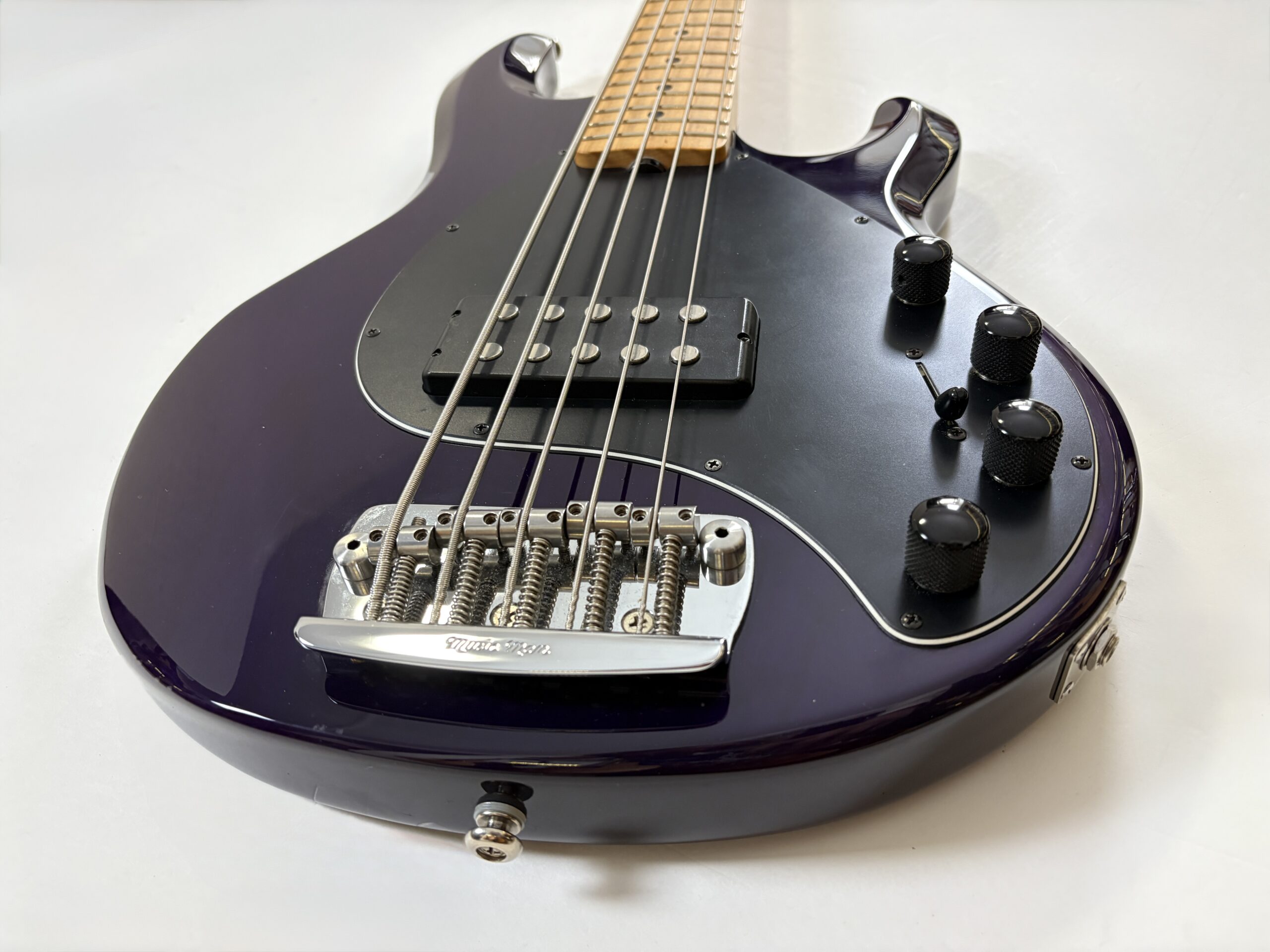 Music Man Stingray 5H 4EQ Translucent Purple 2001 - Thumbnail 6