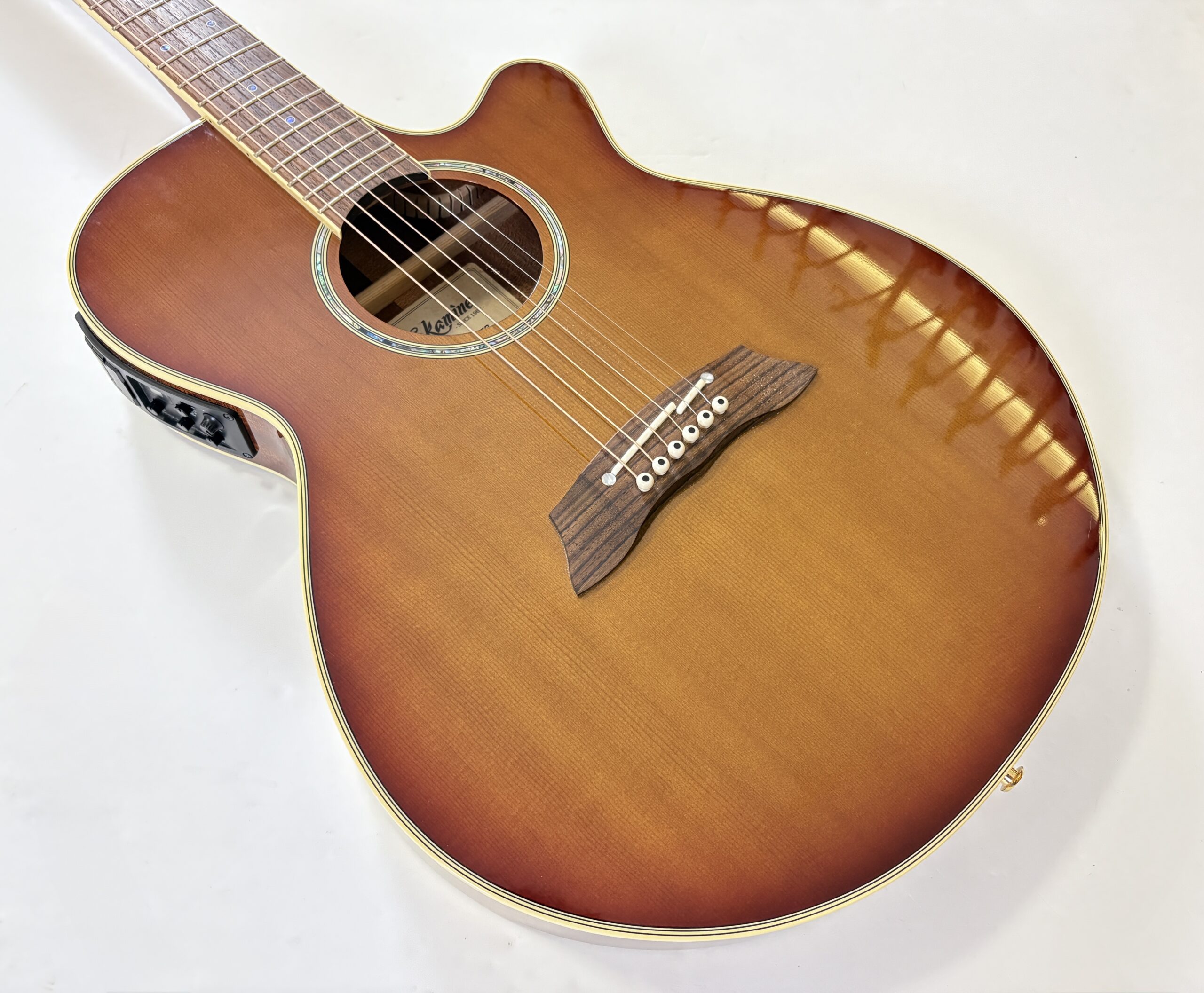Takamine TSP138C Thinline 2020 Sunburst - Thumbnail 6