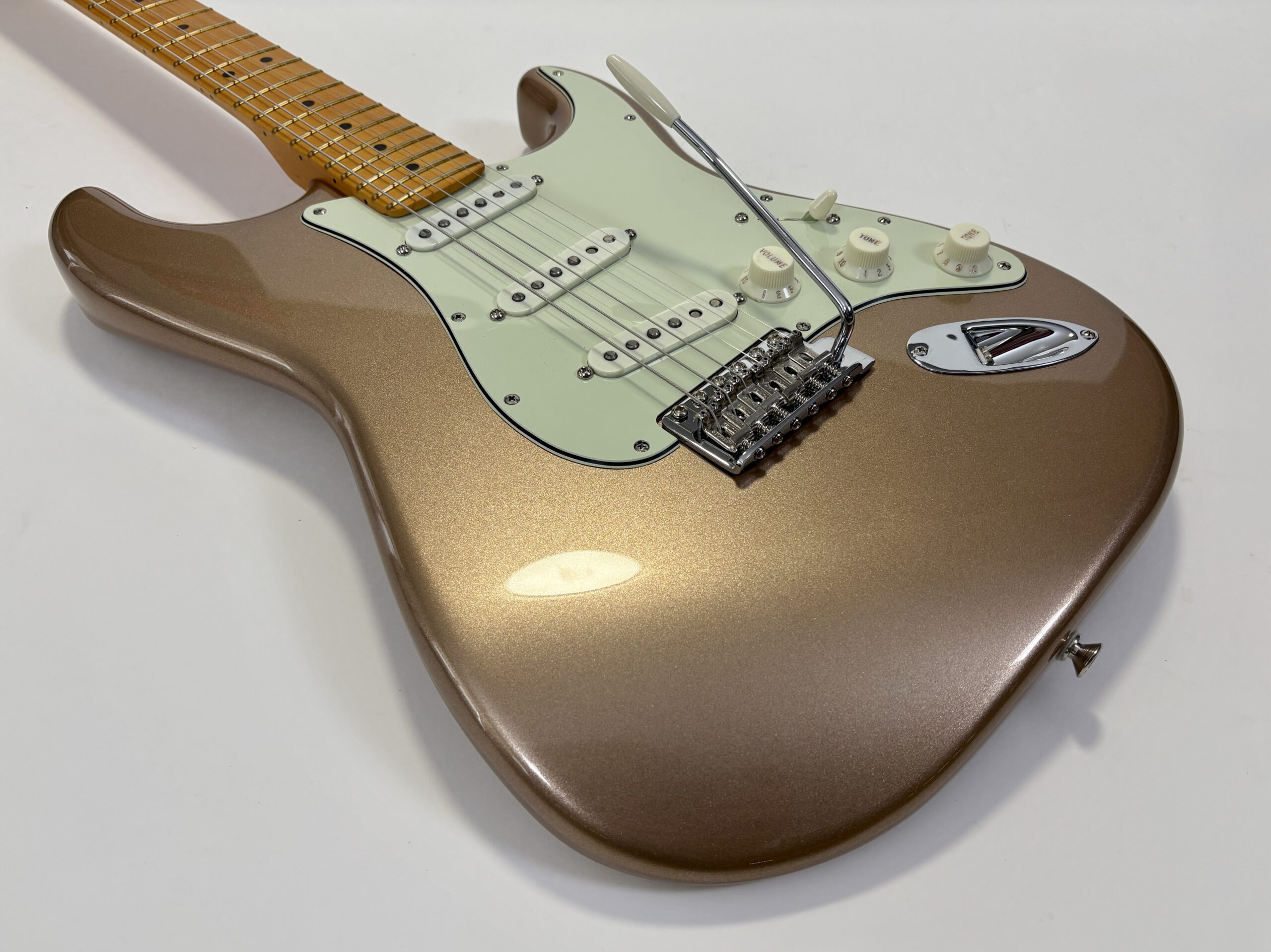 Fender Stratocaster American Professional Classic 2025 Faded Firemist Gold - Thumbnail 6