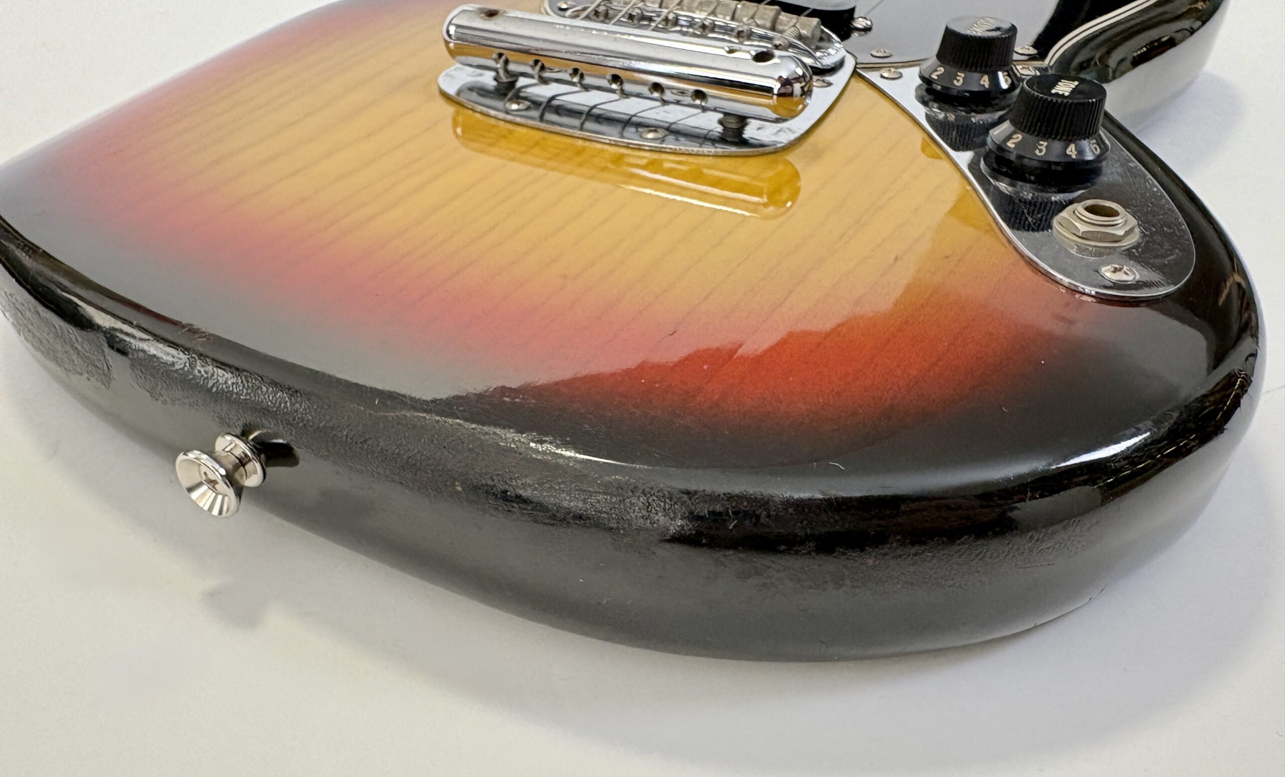 Fender Mustang 1976 Sunburst - Thumbnail 6