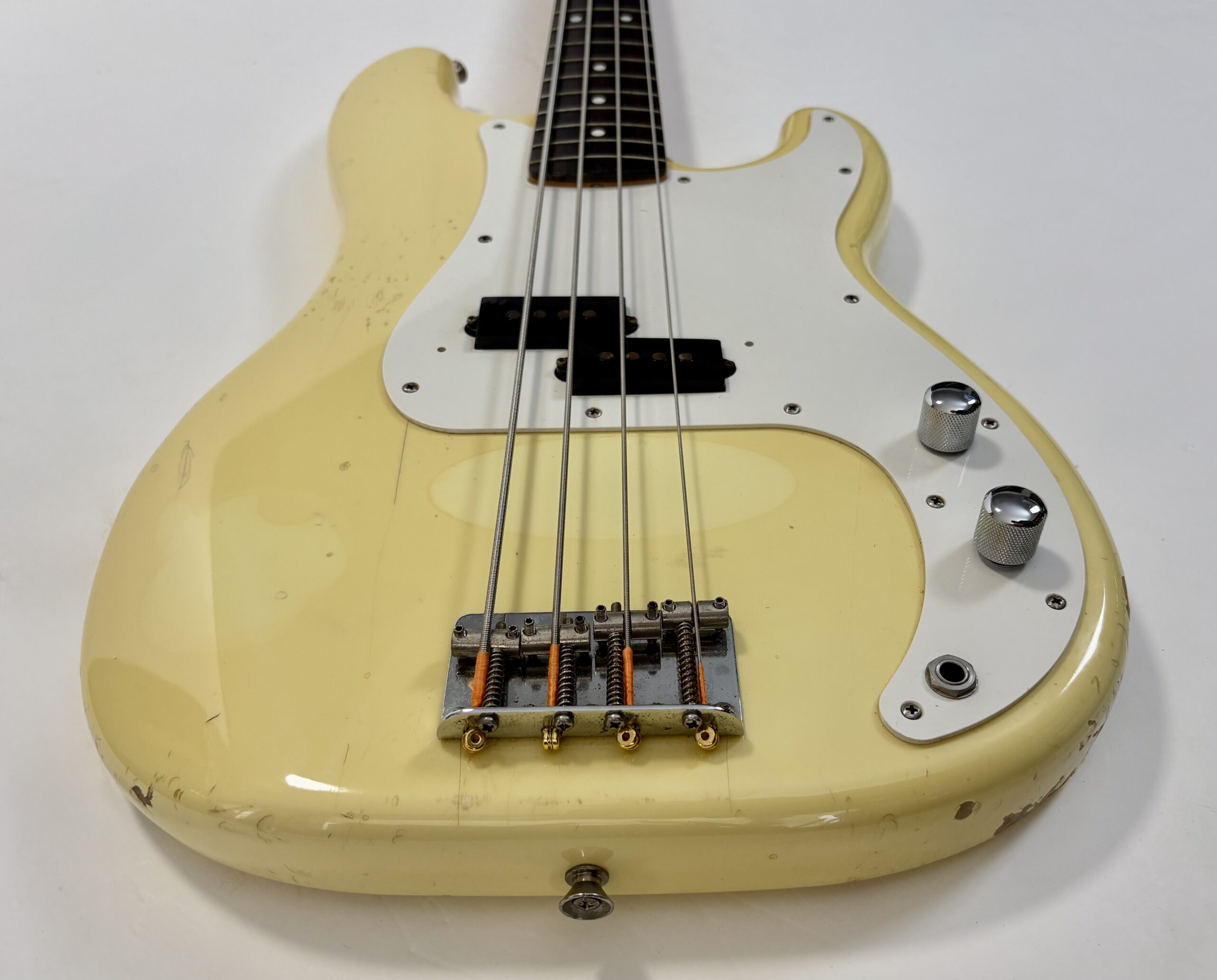 Fender Precision Bass PB-62 Vintage White 1997-2000 crafted in Japan - Thumbnail 5