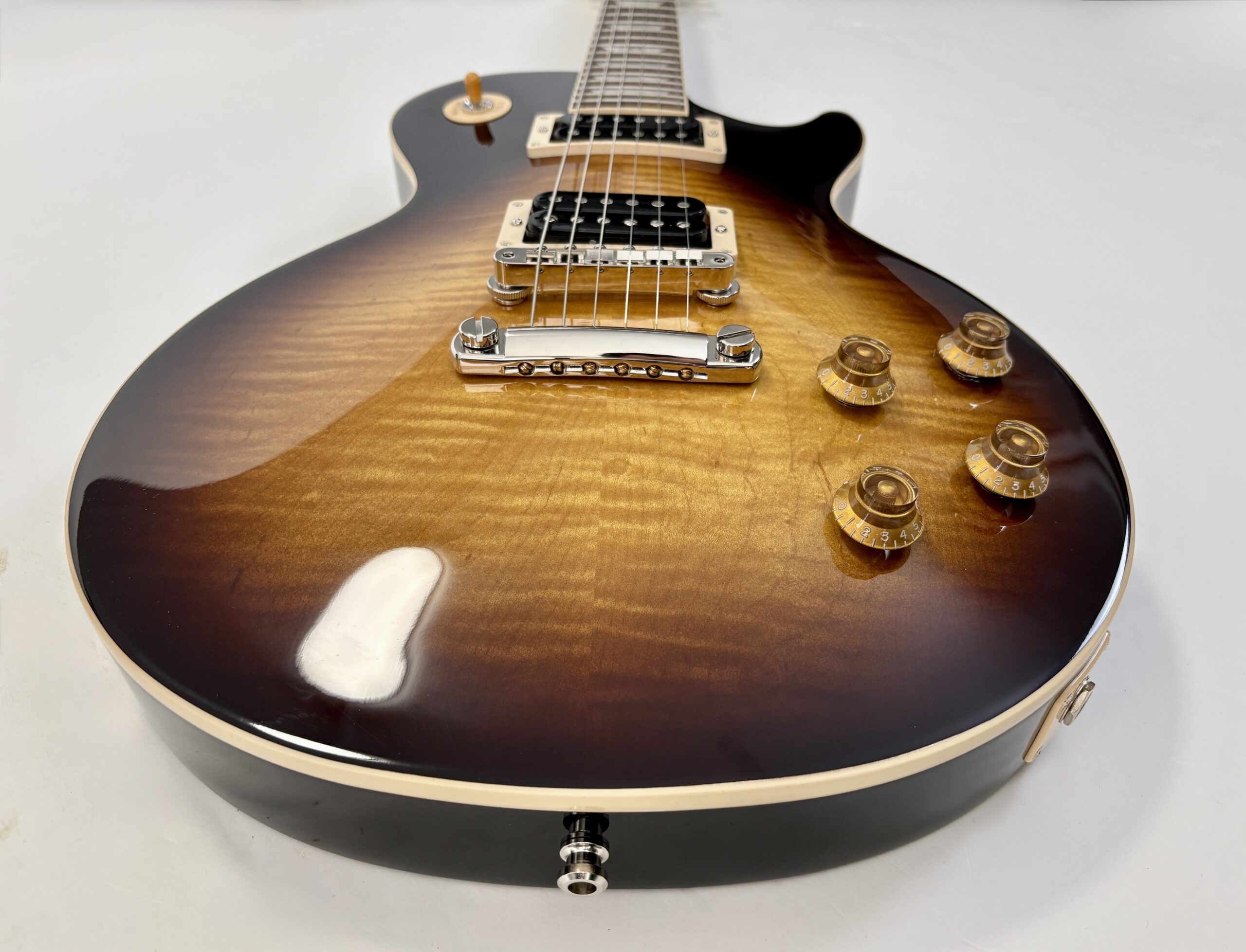 Gibson Les Paul Standard Slash Signature 2025 November Burst - Thumbnail 5