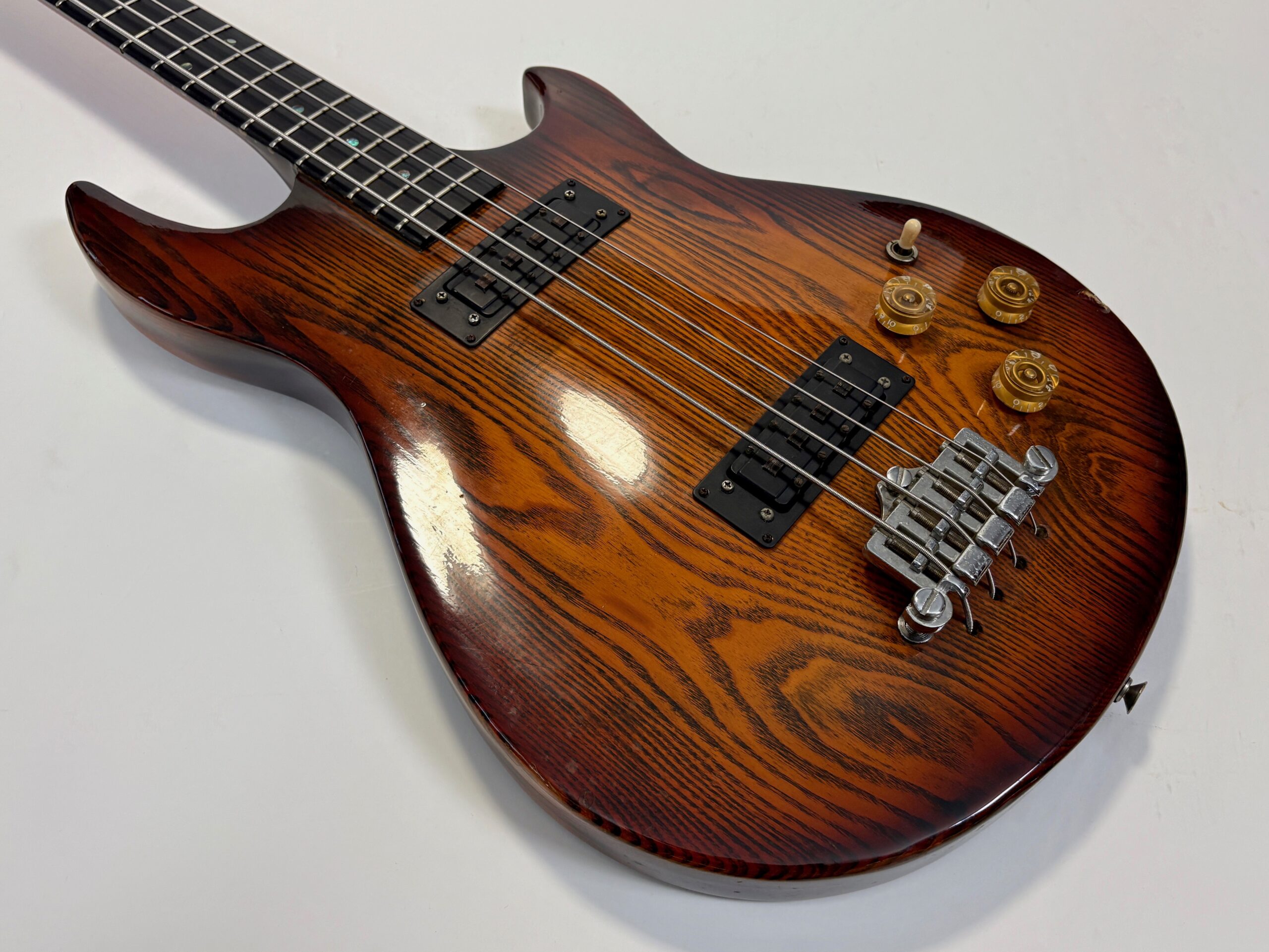 Ibanez 2626B Artist Series Bass 1977 Antique Violin - Thumbnail 6