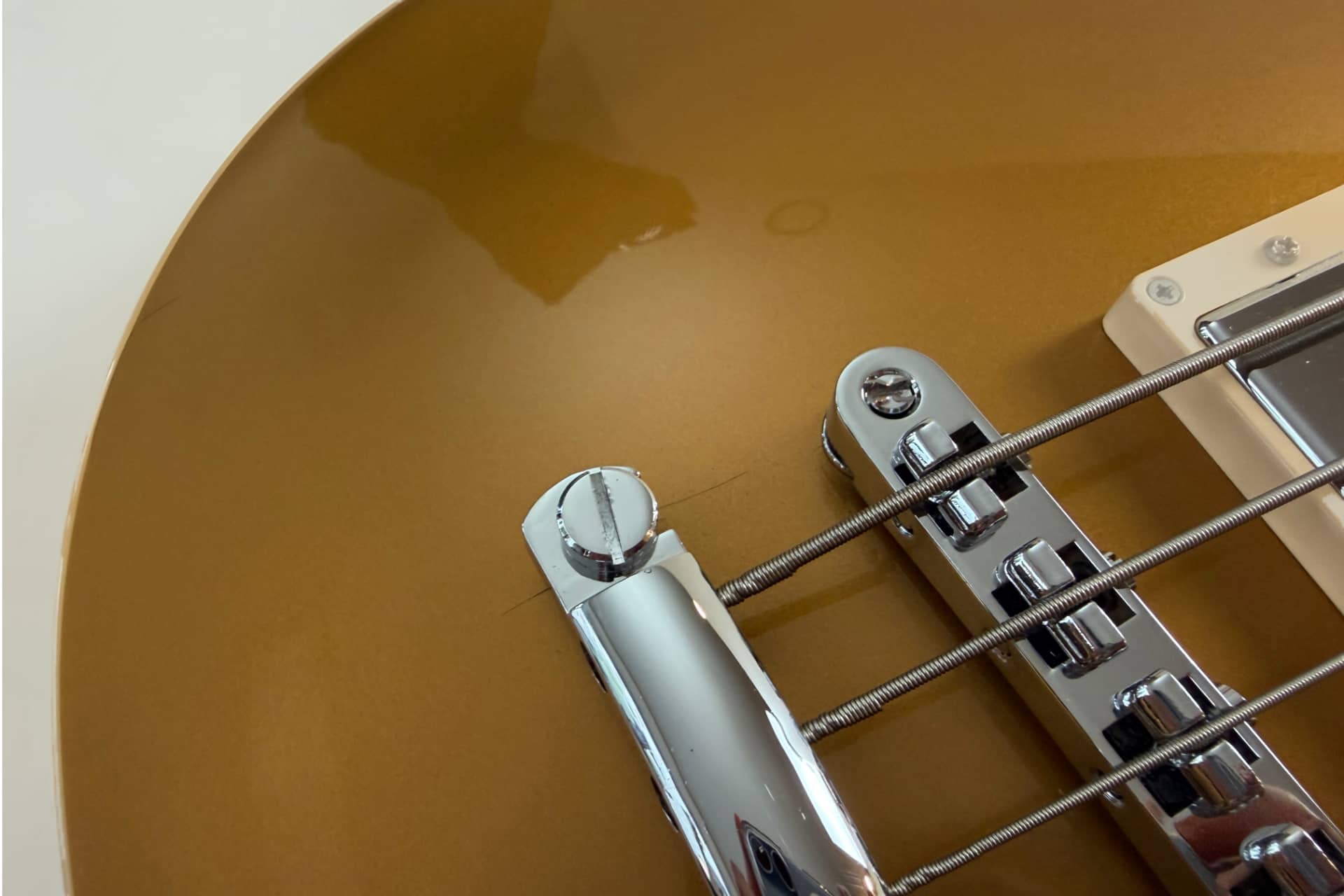 Gibson Les Paul Standard Bass 2013 Goldtop - Thumbnail 5