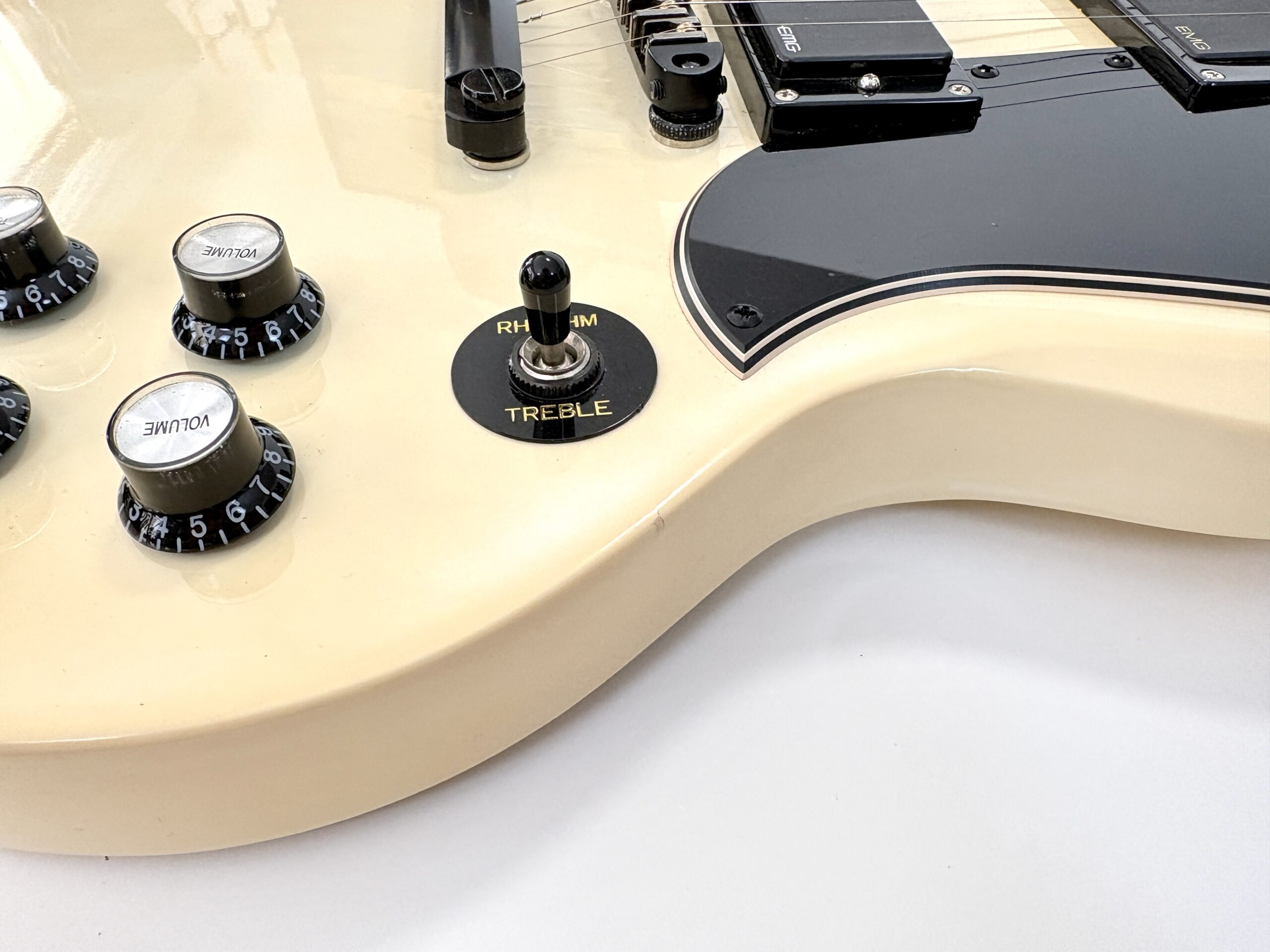 Epiphone G-400 Limited Edition Active EMG 2010 Alpine White - Thumbnail 5